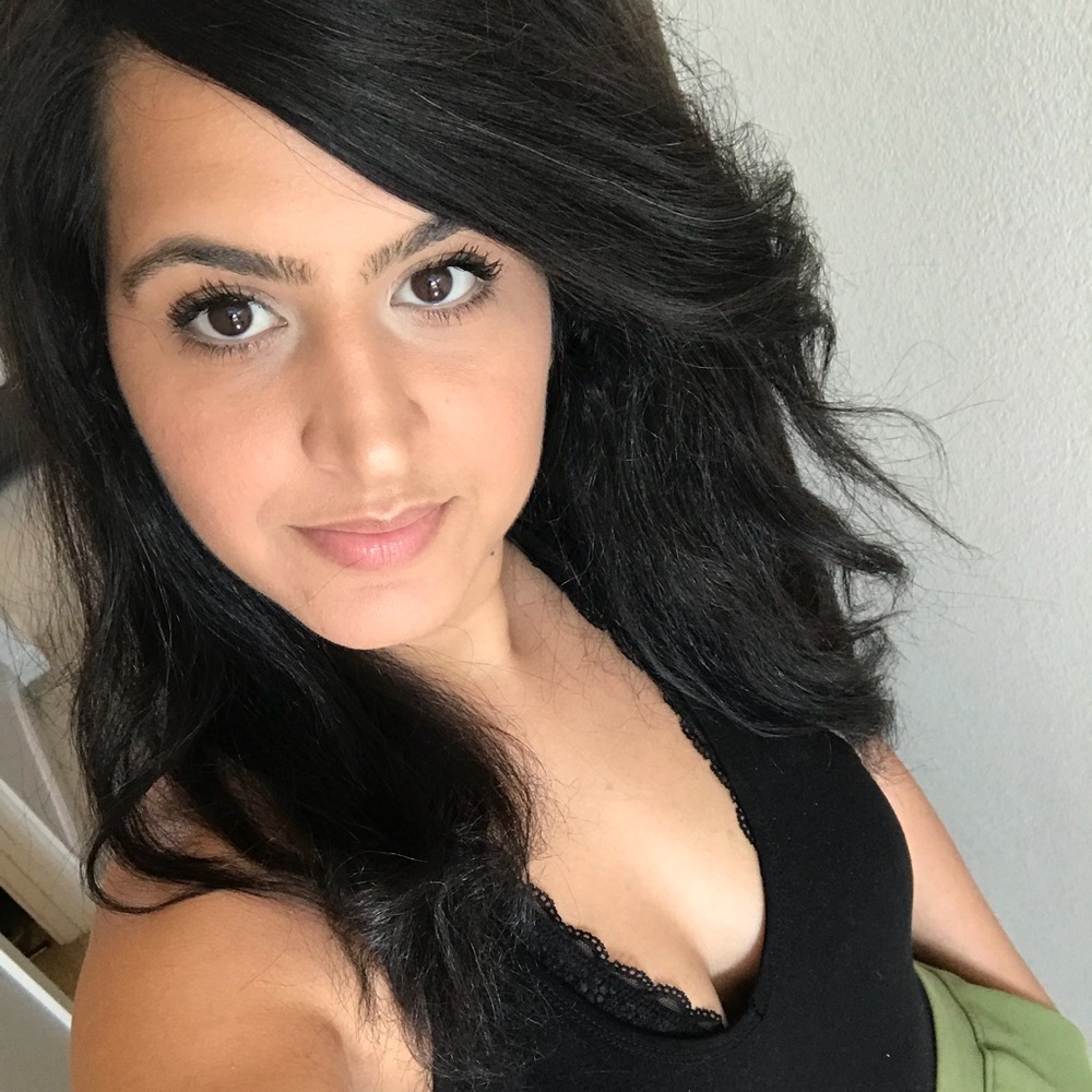Meet your Posher, Amani